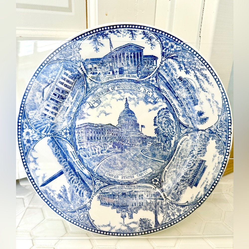 Blue and White Souvenir Plate of DC